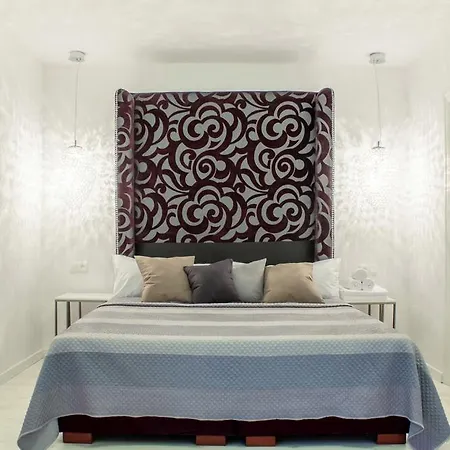 Santa Cruz Hotel Màlaga