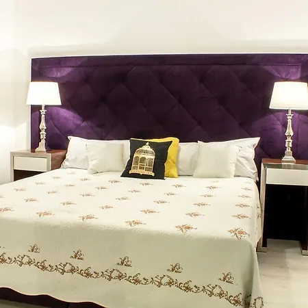 Santa Cruz Hotel Màlaga